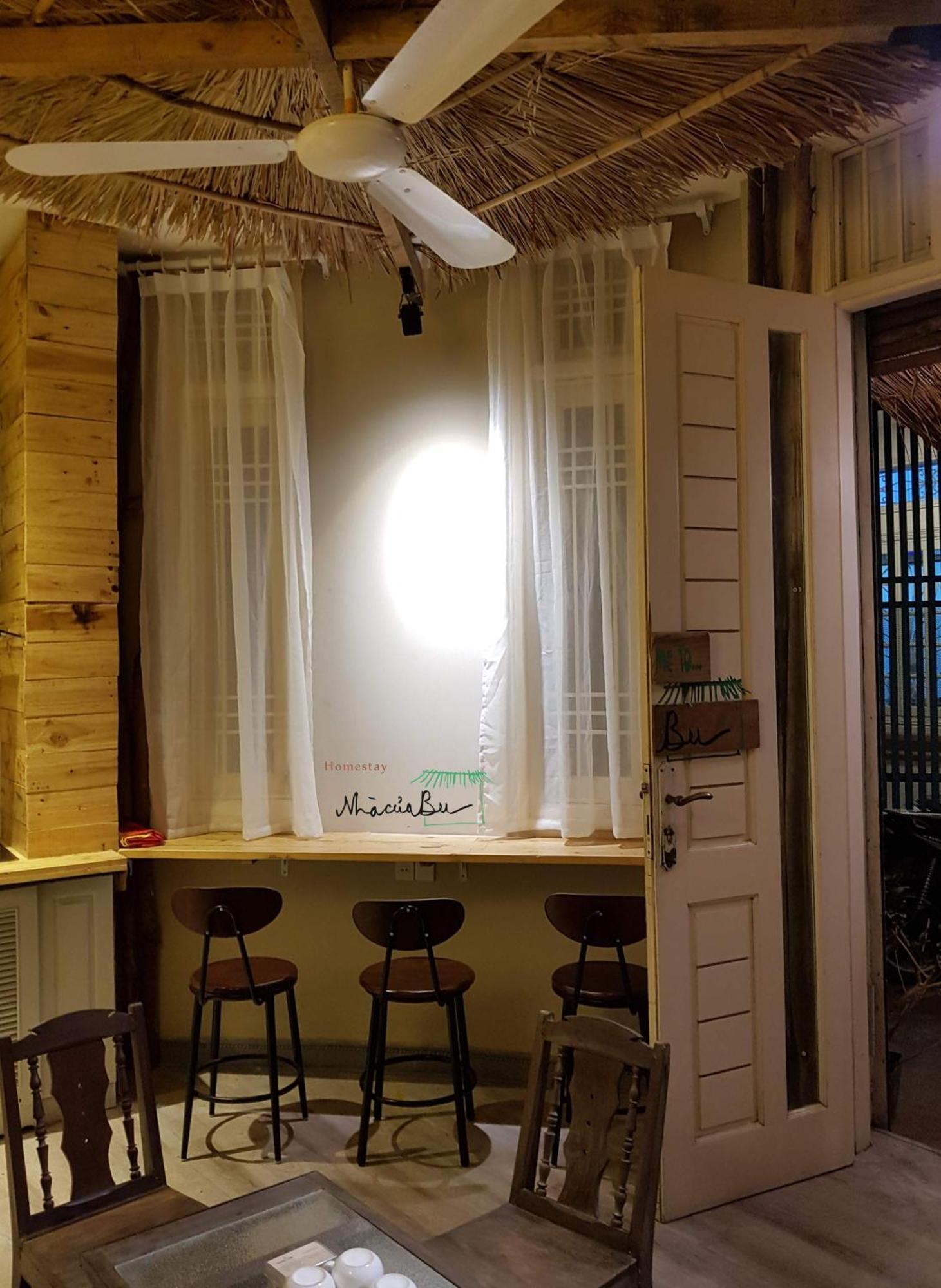Bu Hanoi Esterno foto